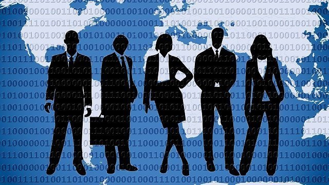 Administrarea personalului și managementul documentelor sunt cele mai căutate soluții digitale de HR în 2022 (studiu)