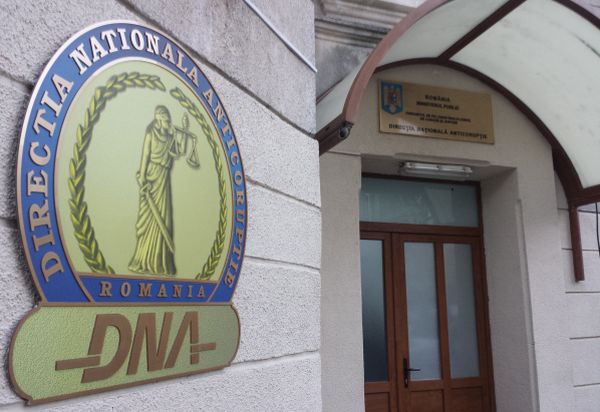 Primar din Brașov, trimis în judecată de procurorii DNA pentru fraudă cu fonduri europene