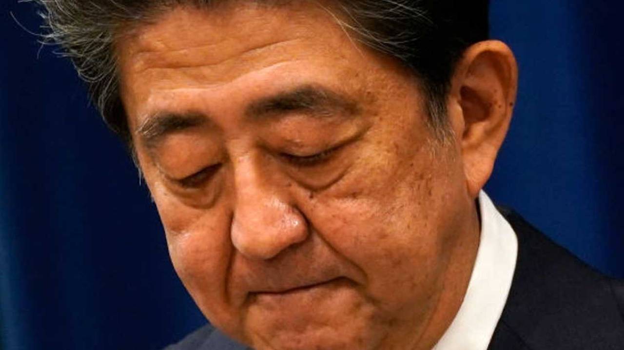 Shinzo Abe premier Japonia