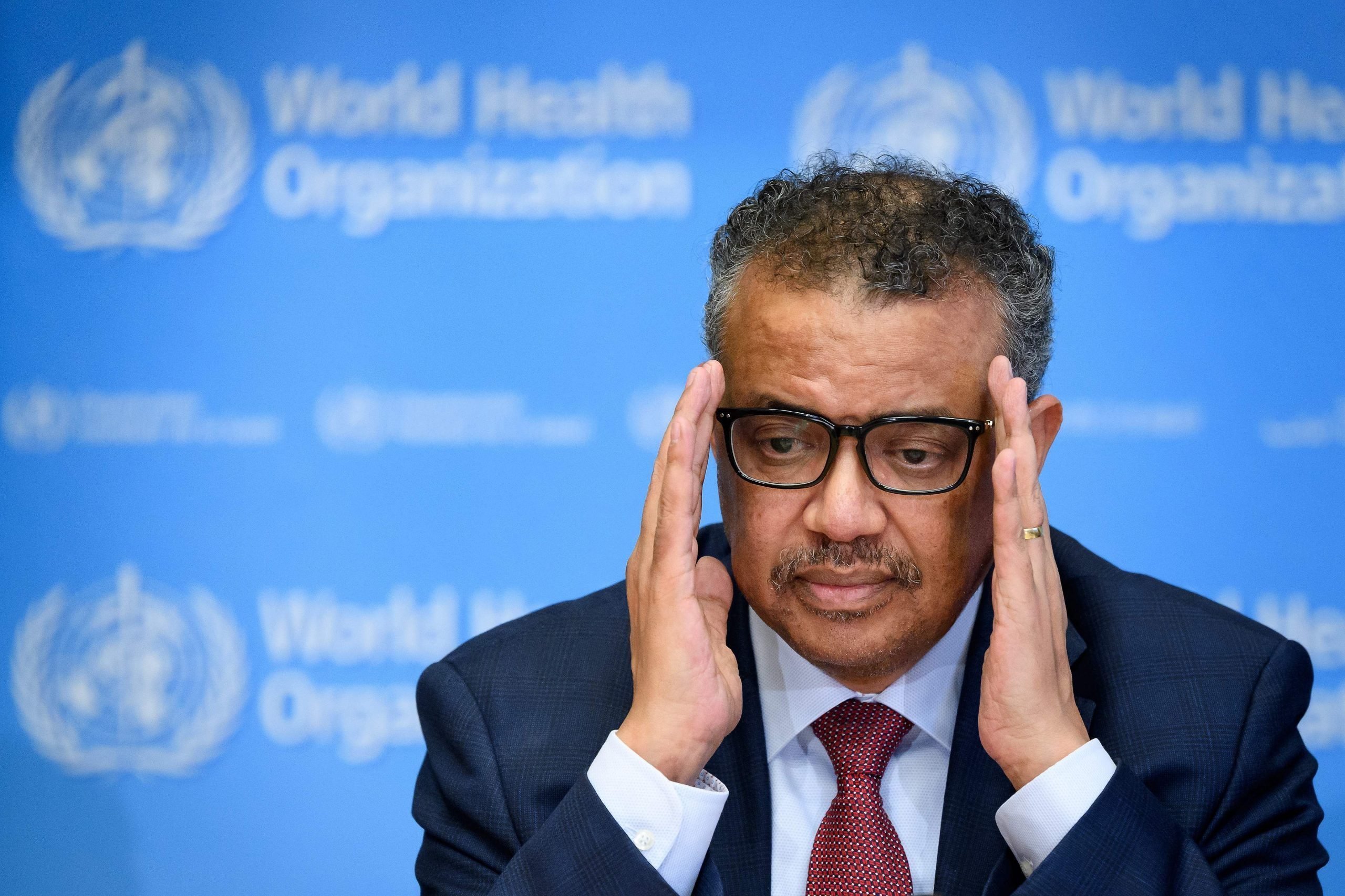 Coronavirus: Directorul general al OMS denunţă „lăcomia” care prelungeşte agonia mondială
