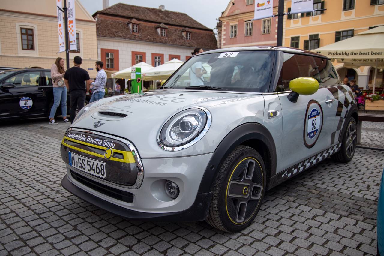 Primul Mini Electric de curse din lume, dezvoltat în România