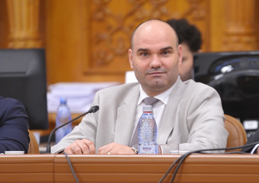 Președintele AEP, infectat cu COVID-19, a cerut urna mobilă pentru votul la parlamentare