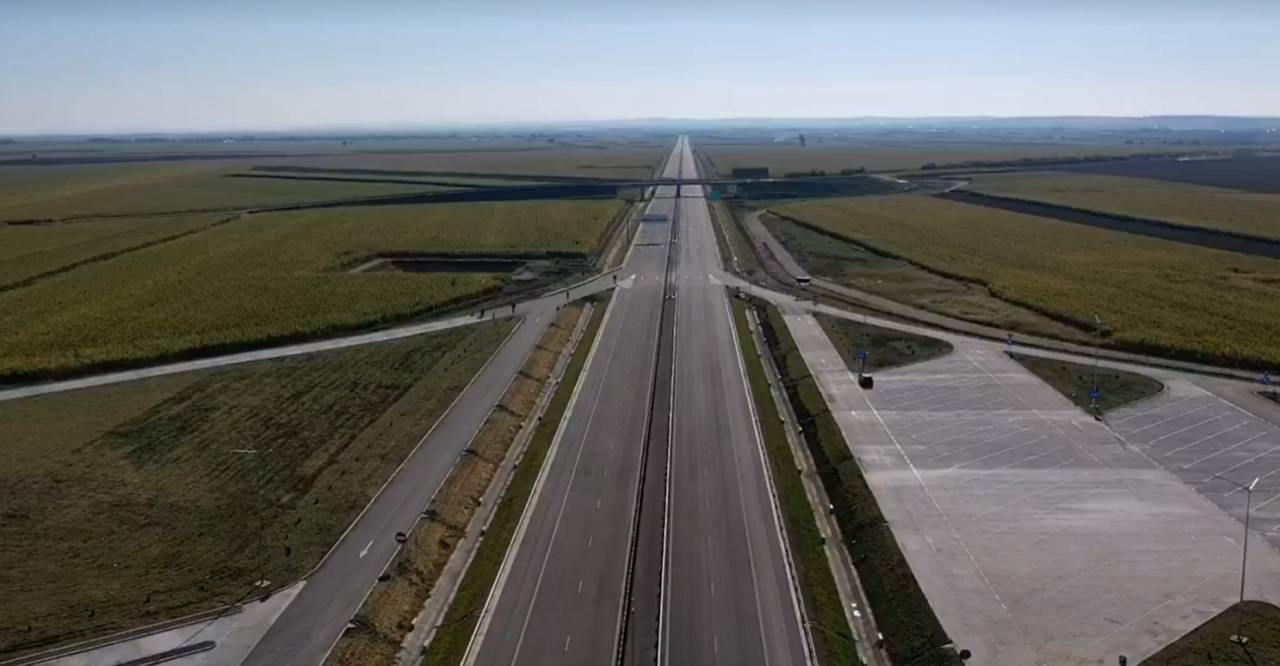 În Spania se construiește o autostradă din cenușă de hârtie în loc de ciment