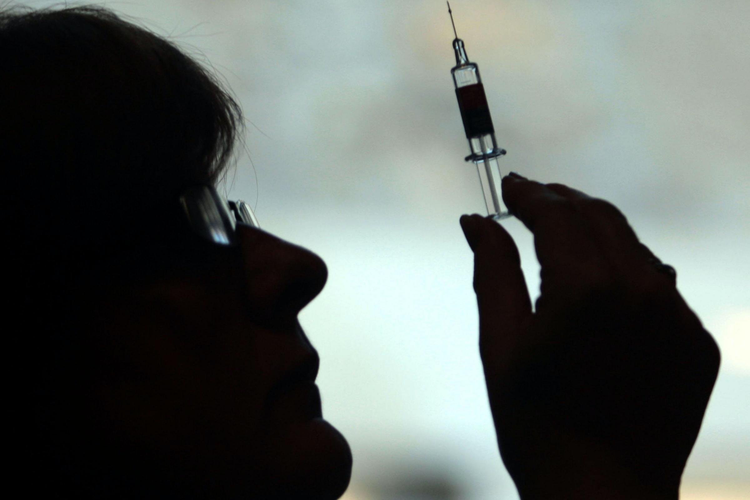 Aproape 830.000 de români programați pentru vaccinare în etapa a doua