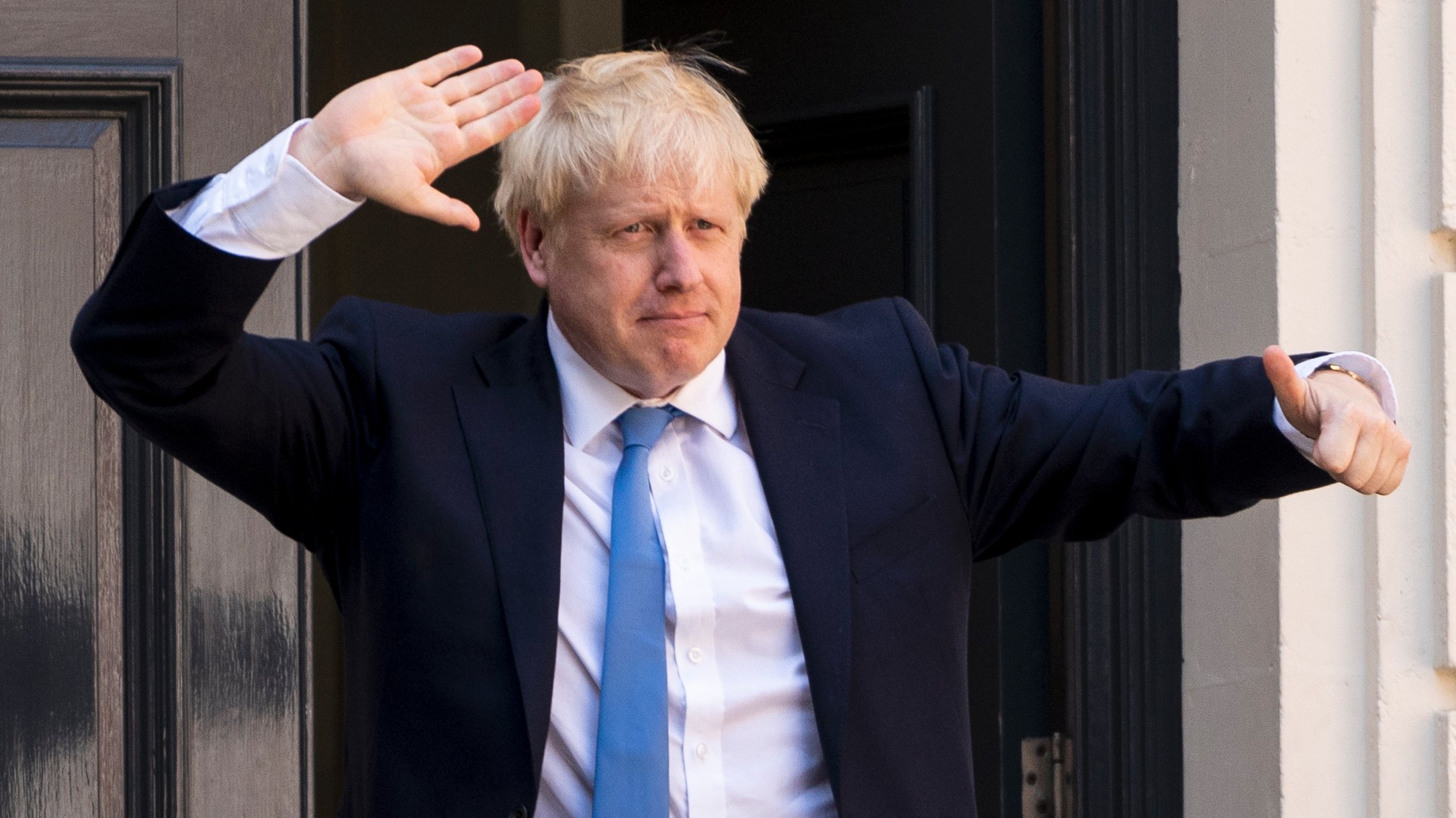 Boris Johnson, din nou în autoizolare: va conduce guvernul pe Zoom