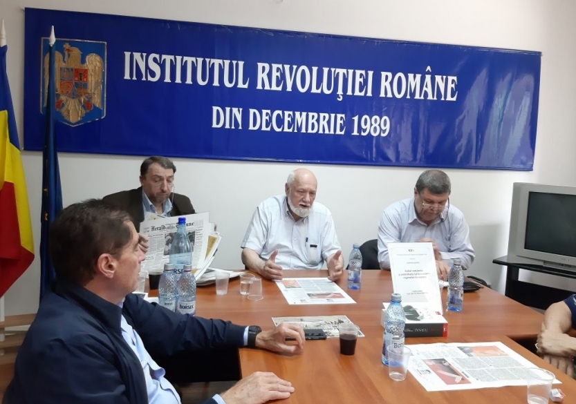 Institutul Revoluţiei Române din Decembrie 1989 nu se închide