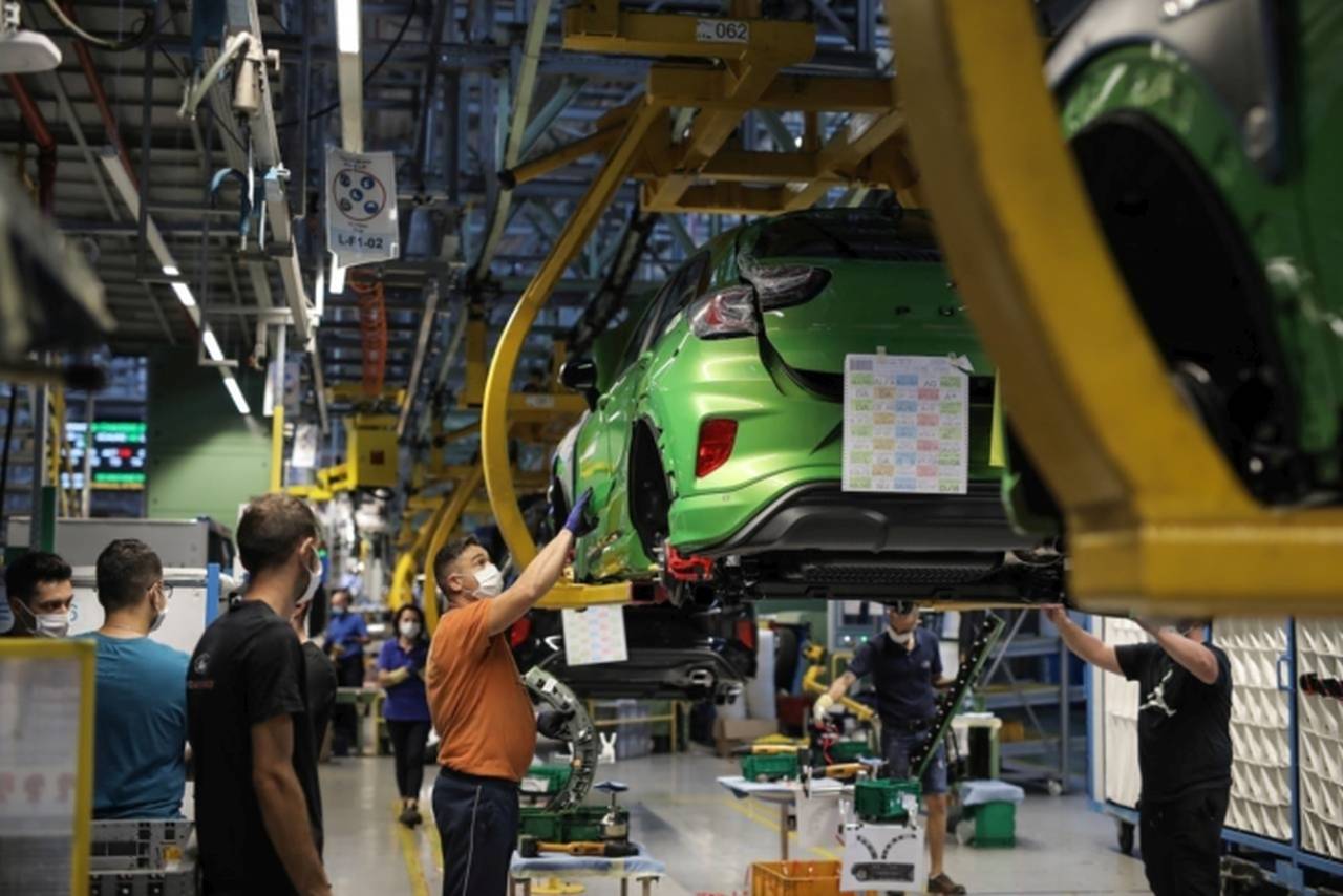 Ford suspendă producția la Craiova pentru 8 zile