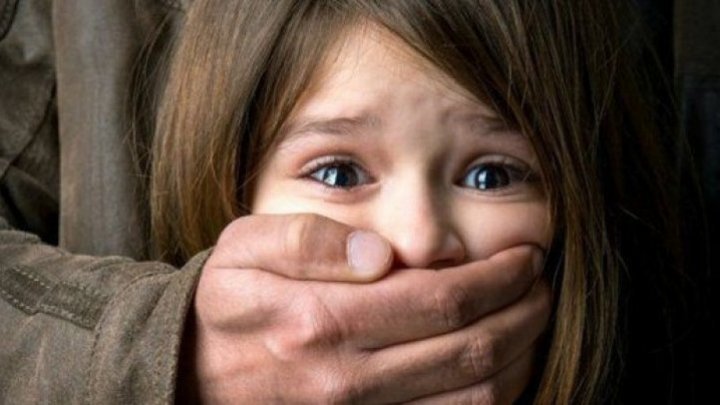 Un pedofil român nu poate fi extrădat din cauza crizei de COVID
