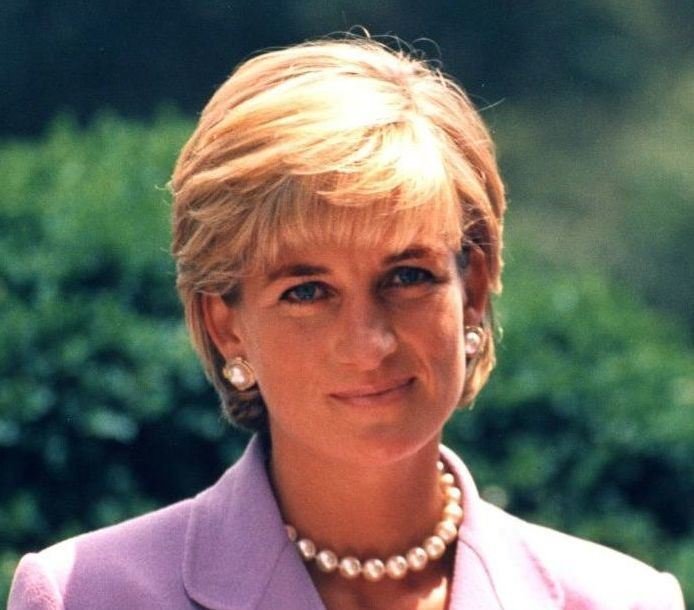Lady Diana: Cine este Hasnat Khan, partenerul secret cu care dorea să se mute în America?