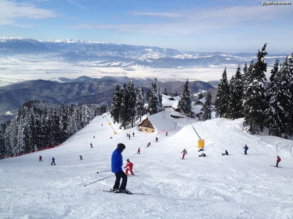 Sâmbătă se deschide sezonul de schi la Poiana Brașov. Tarifele, cu 11% mai mari ca anul trecut