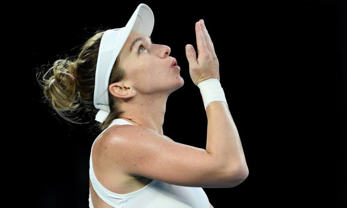 Simona Halep s-a calificat în turul trei al Australian Open 2021, după un meci de infarct cu Ajla Tomljanovic