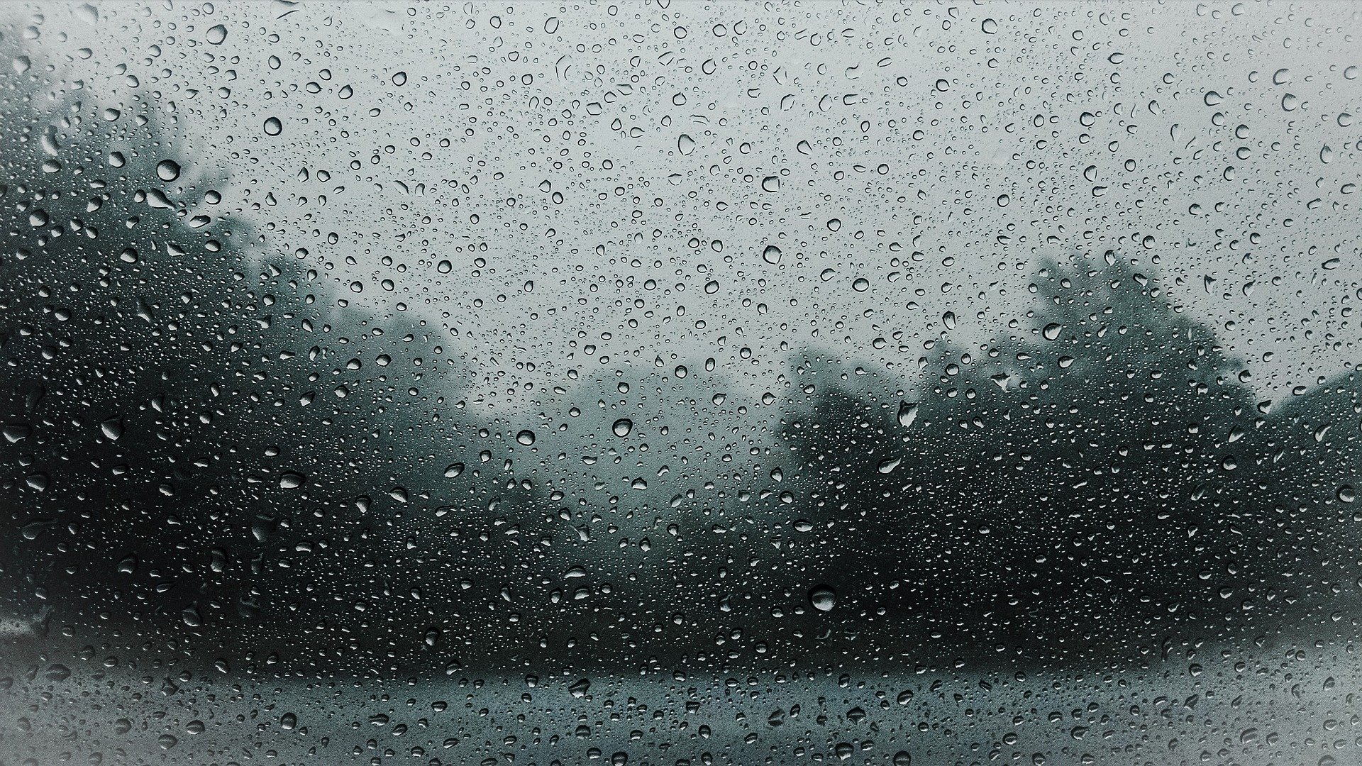 Avertizare meteo: Ploaie torențială pe autostrada A3 București-Ploiești