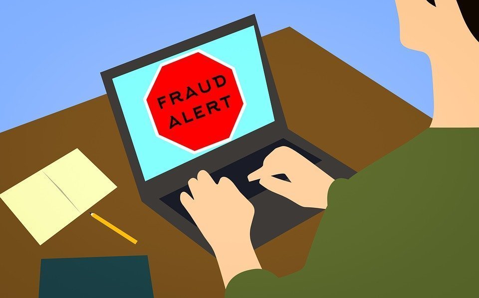 Avertisment: Email-uri frauduloase, care pretind a fi trimise din partea unor bănci cunoscute