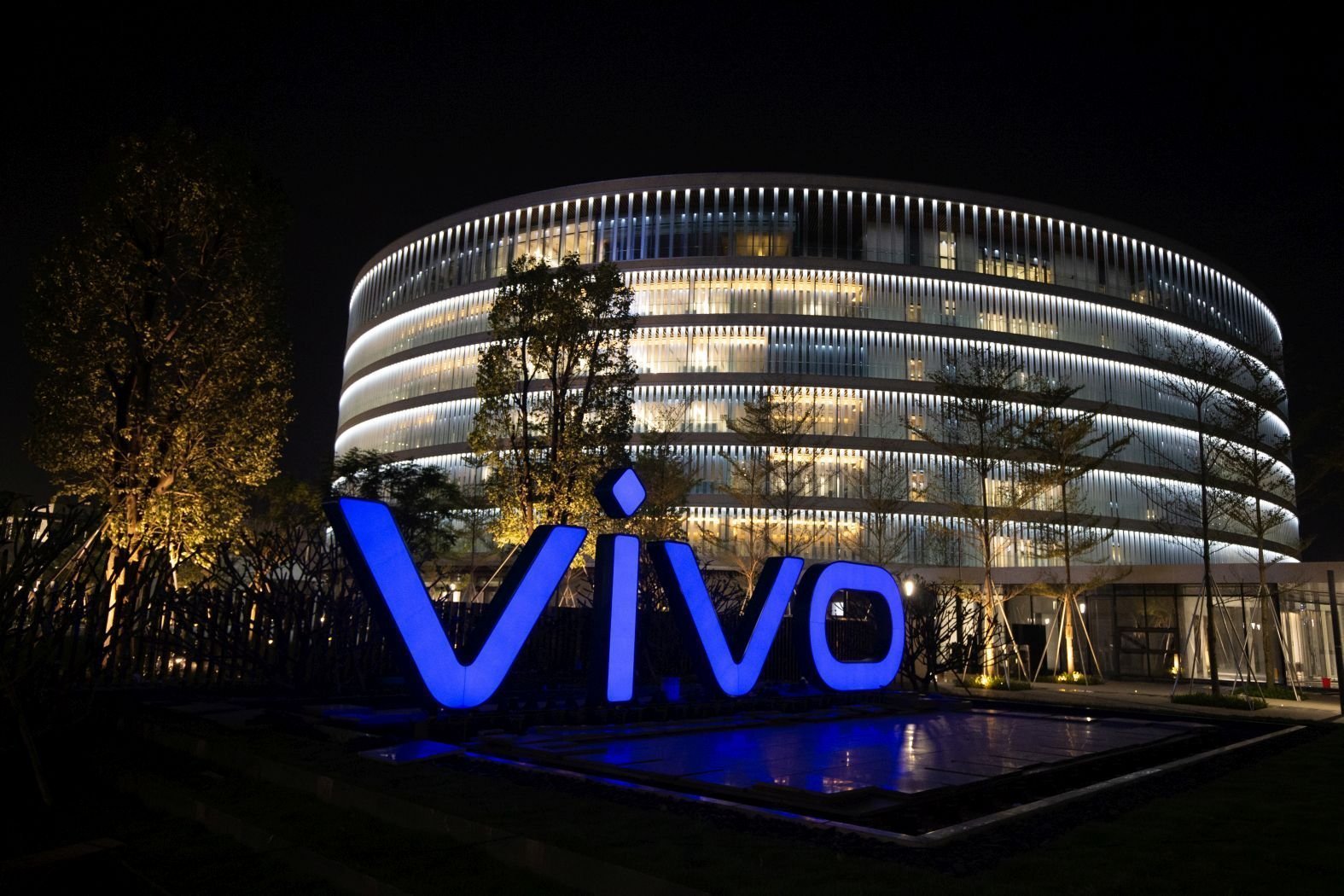 vivo s-a clasat pe primul loc pe piața de smartphone-uri din China în T1 2022, potrivit Counterpoint