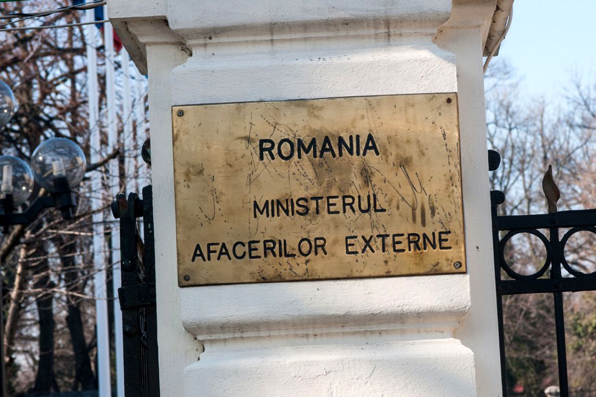 MAE: Din 24 februarie au intrat în România aproape 1.500 de cetăţeni ruşi, iar peste 1.100 au ieşit