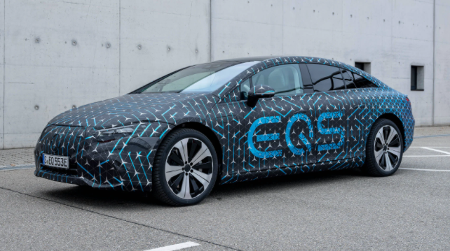Mercedes va lansa electricul EQS, cu autonomie de 770 km, comparabilă cu cea a modelelor clasice