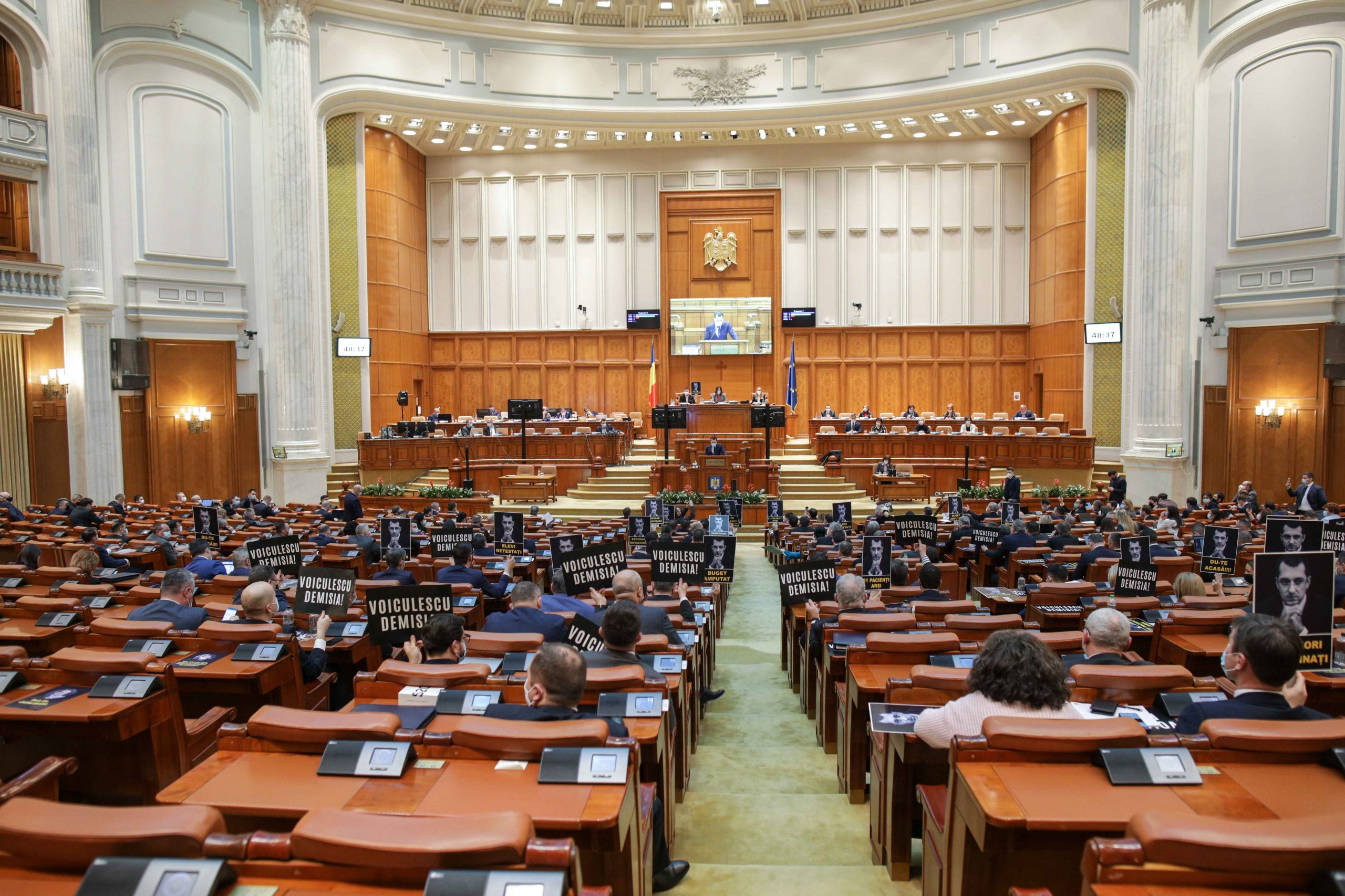 Parlament: A început ședința în care se dezbate revocarea din funcție a Avocatului Poporului, Renate Weber UPDATE: A fost revocată
