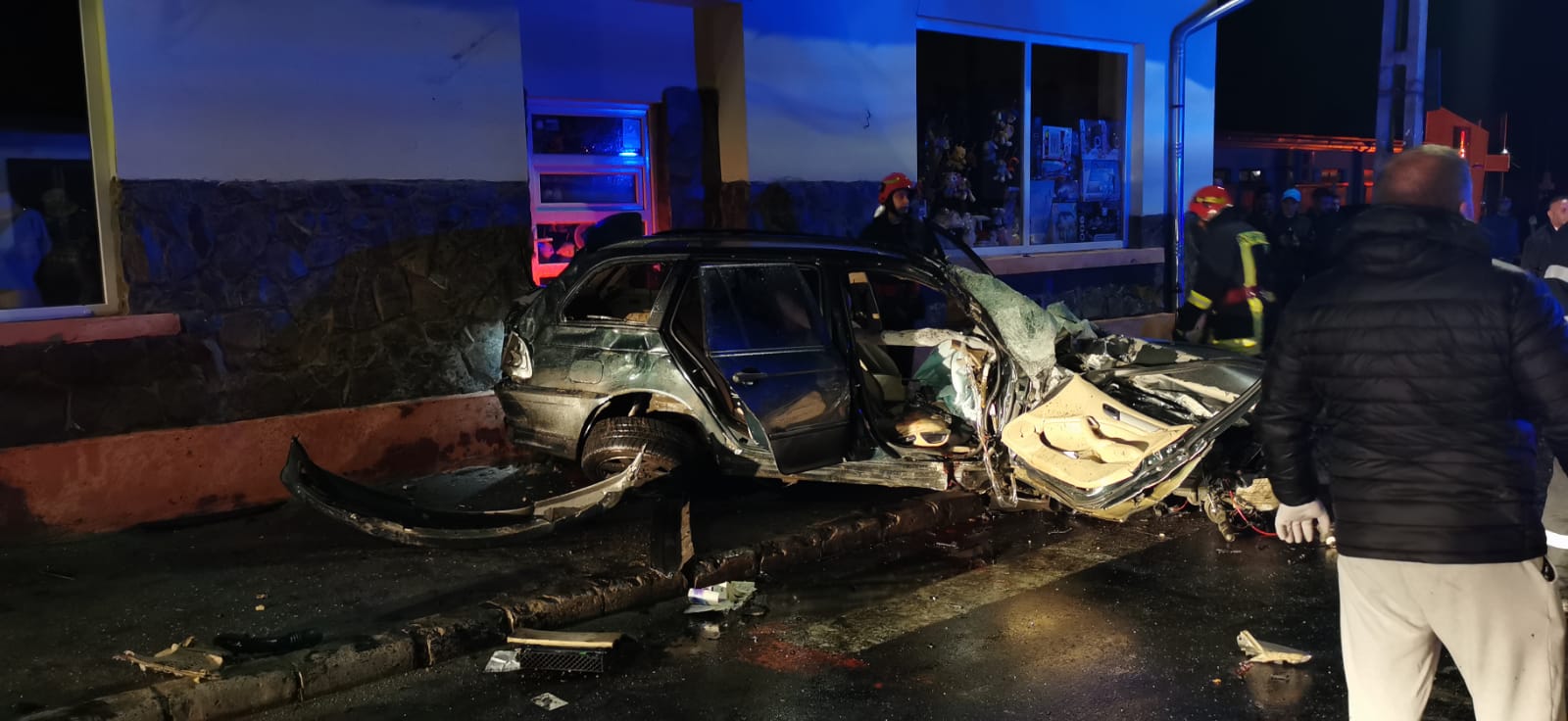 Accident rutier grav soldat cu două victime, în Mureș