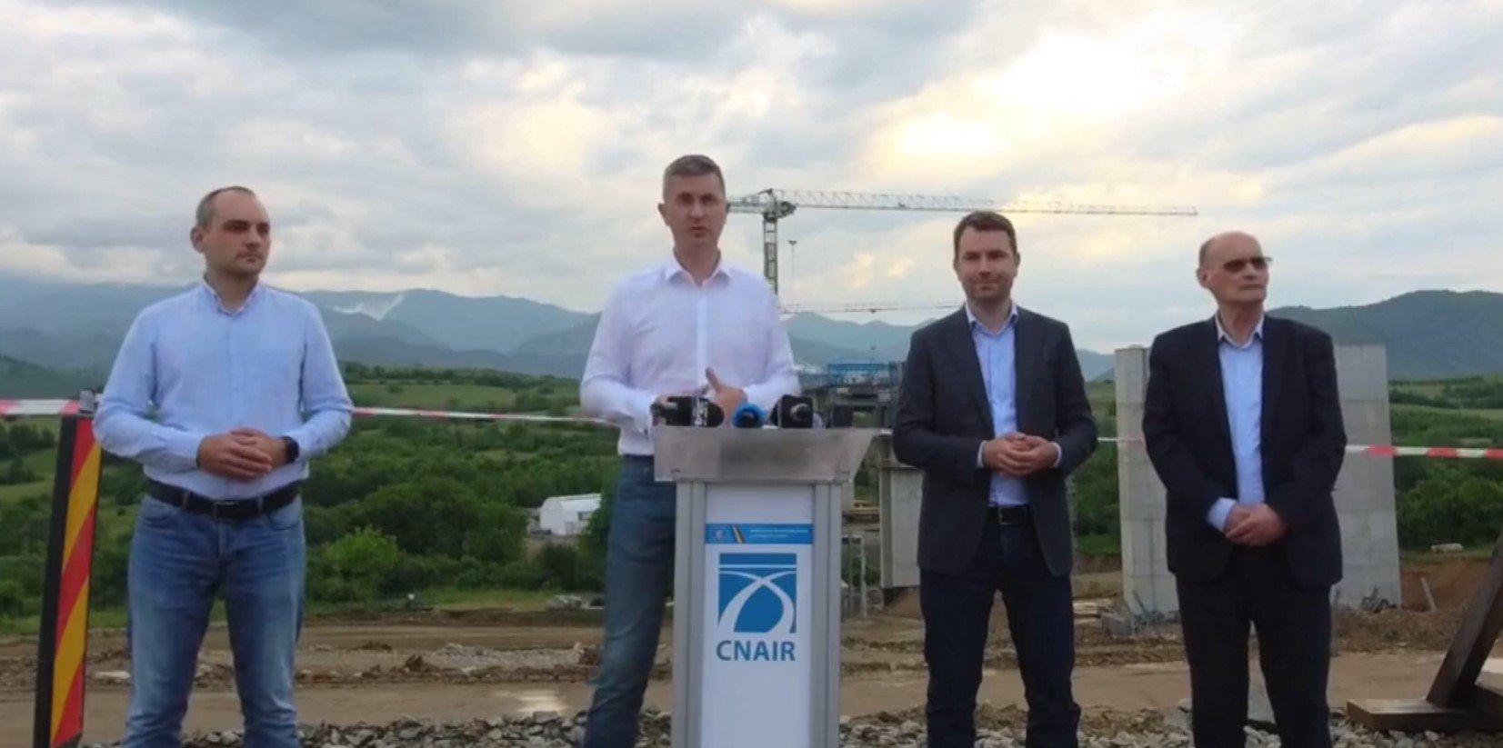 Dan Barna, pe şantierul autostrăzii Sibiu-Boiţa: Dacă există deschidere şi asumare, proiectele pot fi deblocate