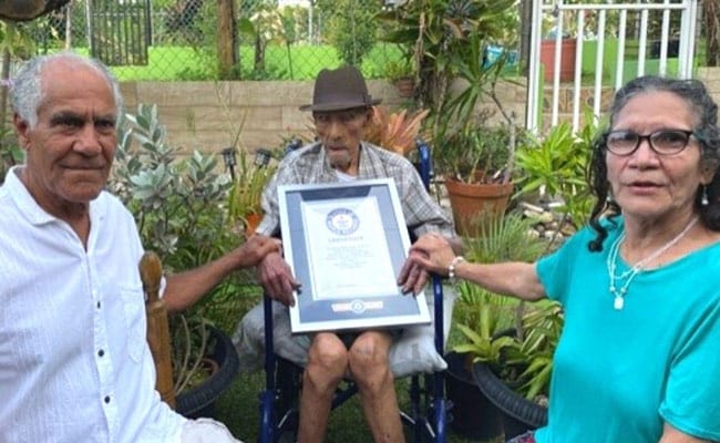 A fost confirmat cel mai vârstnic bărbat din lume. Ce „secret” al longevității are