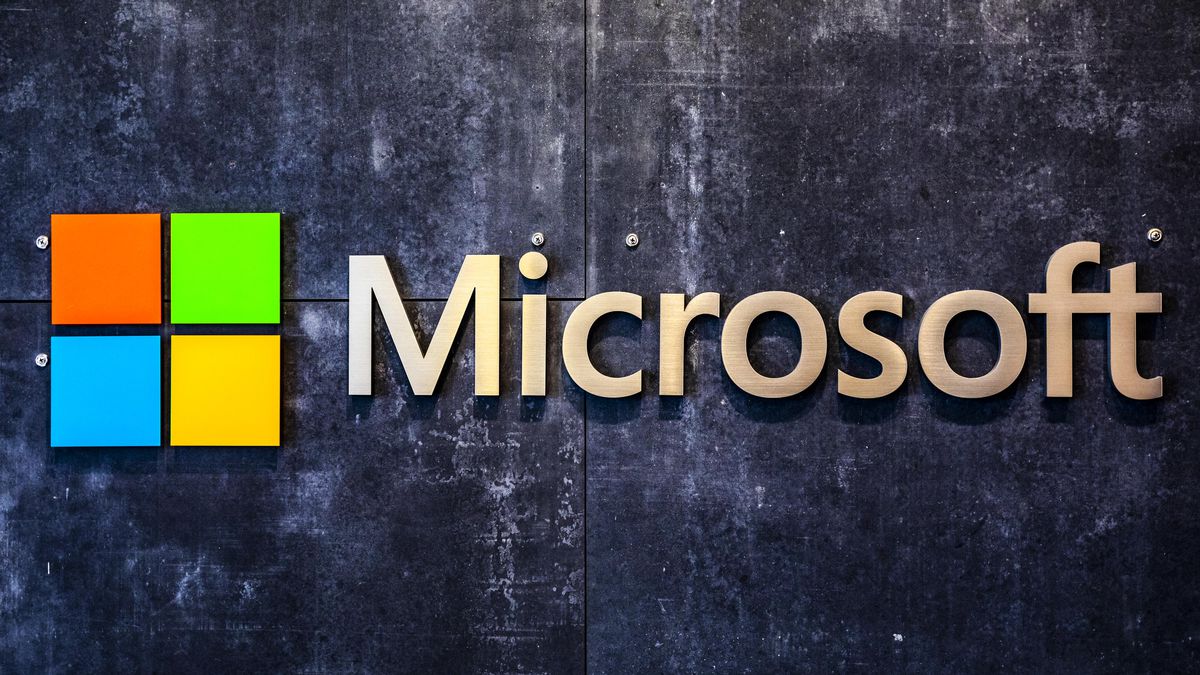 Microsoft va concedia 10.000 de angajați în următoarele două luni