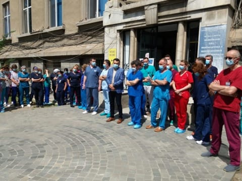Protest la Cluj-Napoca față de desființarea Institutului Clinic de Urologie și Transplant Renal