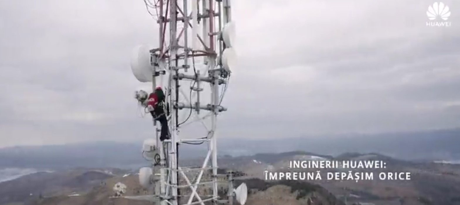 VIDEO Centrul de inginerie Huawei de la Deva. Un documentar despre dificultățile cu care se confruntă inginerii aflați pe teren
