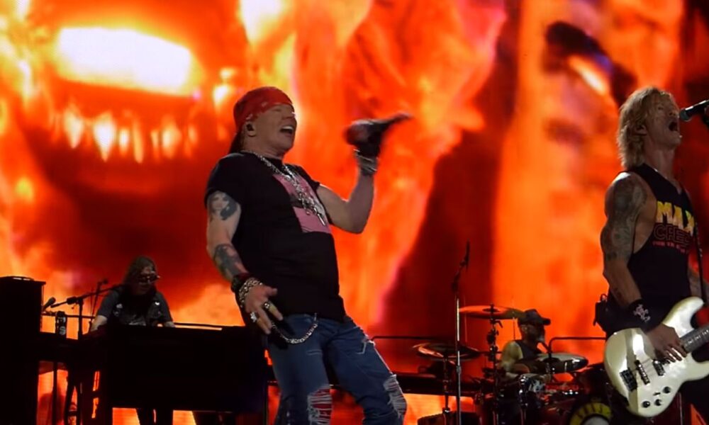 Guns N’ Roses a lansat un nou single. Se numește ”Absurd” (VIDEO)