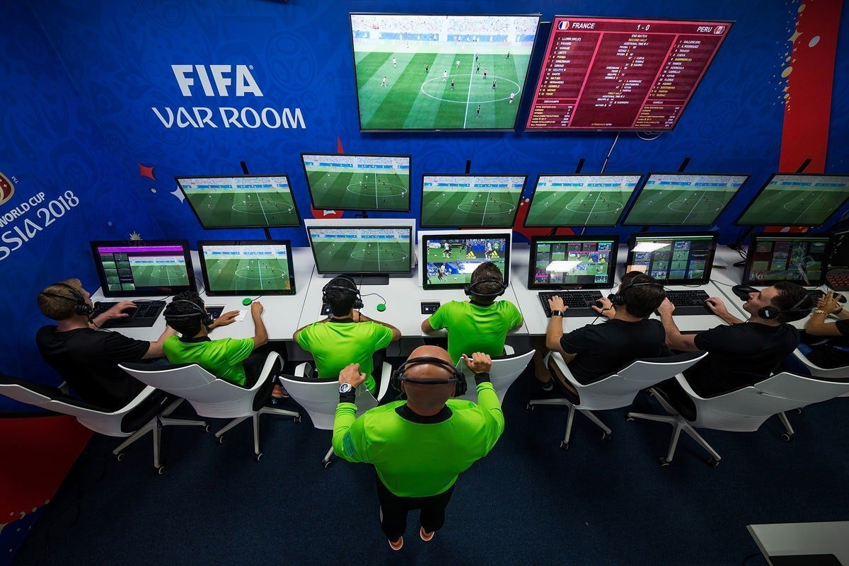 Tehnologia VAR va fi folosită în toate meciurile din Europa, din preliminariile Cupei Mondiale din 2022