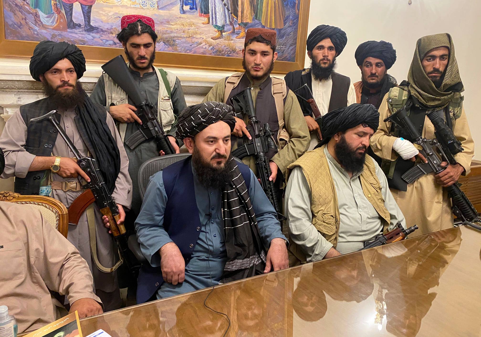 S-a închis o linie de asistenţă înfiinţată de talibani, pentru afgani!