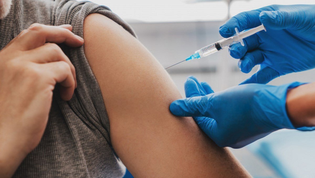 O minoră a fost vaccinată din greşeală cu Johnson & Johnson, la Cluj-Napoca