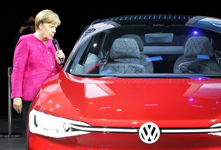 The Economist: Germania arată ca o mașină de lux, însă când ridici capota…