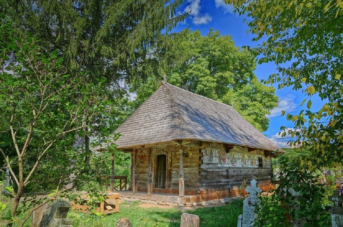 Biserica de lemn din satul Urși, România: marele câștigător al Premiilor Europene pentru Patrimoniu / Premiilor Europa Nostra 2021