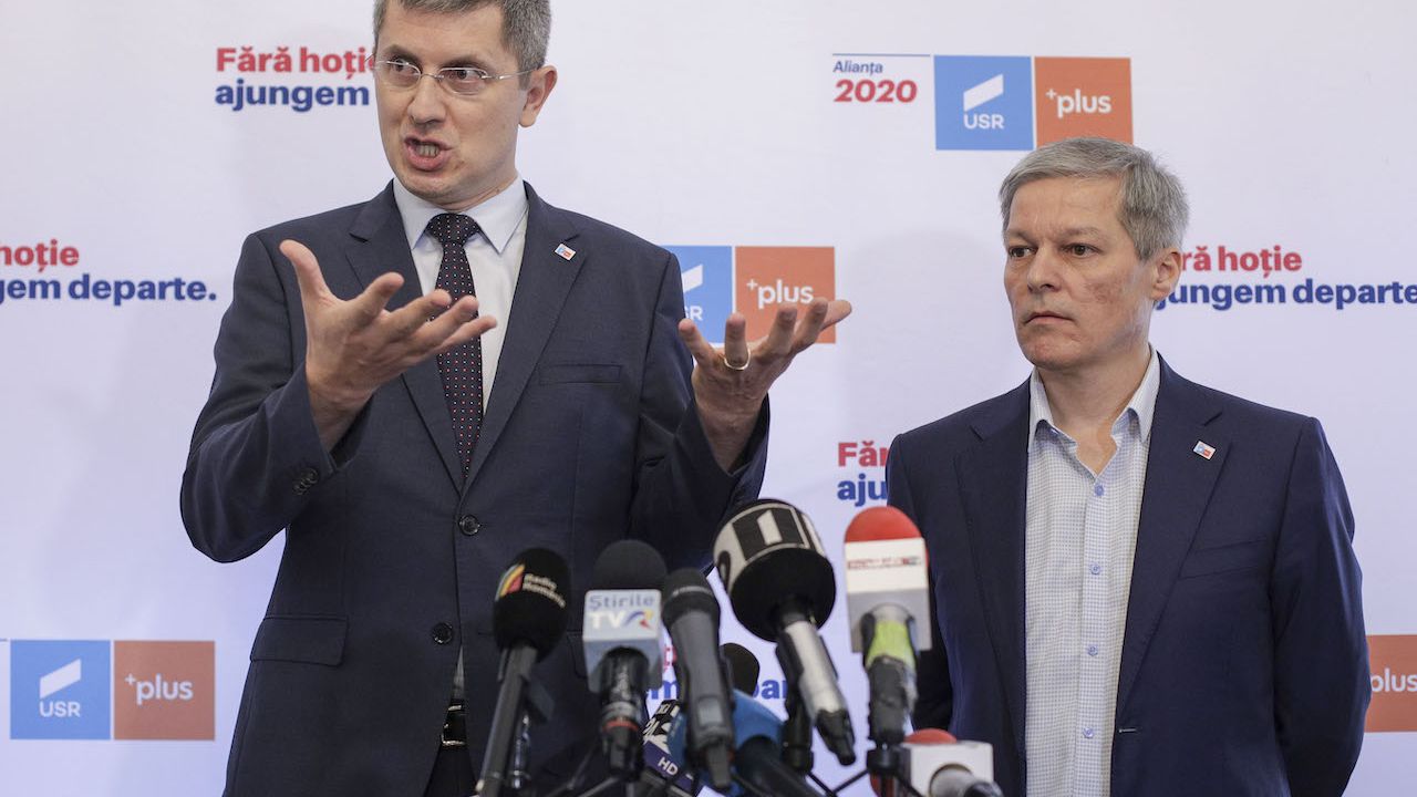 A început votul online pentru noul președinte USR PLUS. Cei trei candidați sunt: Dan Barna, Dacian Cioloș și Irineu Darău