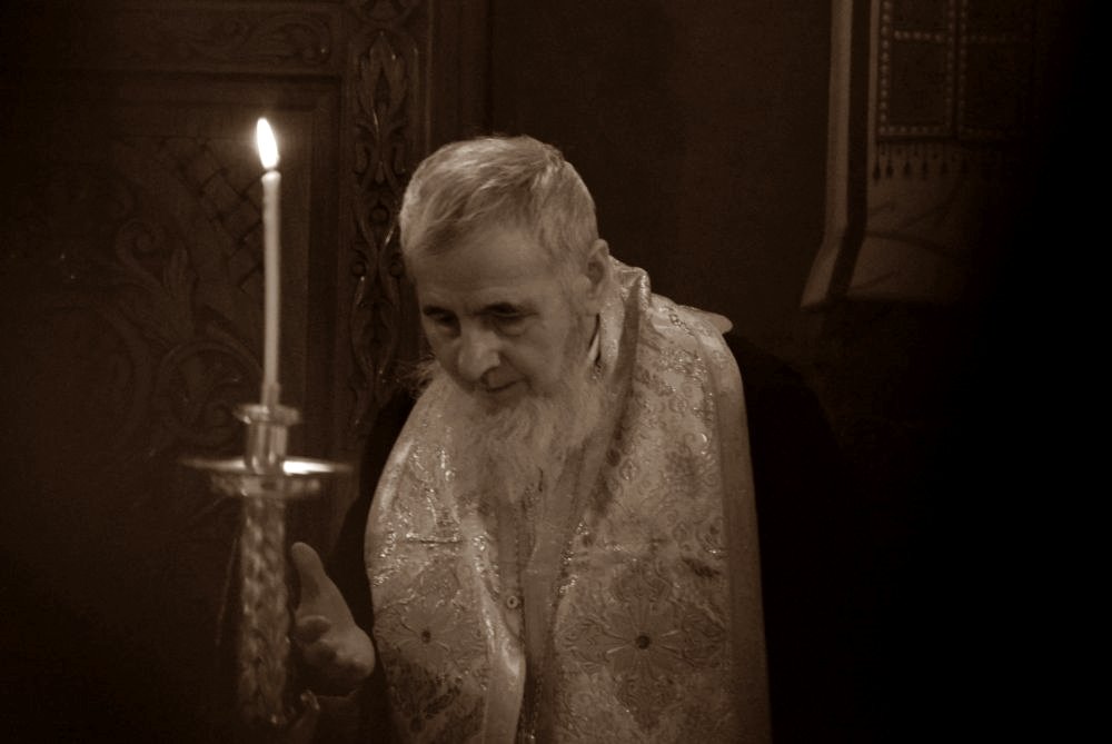 A murit fostul Episcop vicar al Arhiepiscopiei Vadului Feleacului şi Clujului. Mesajul patriarhului Daniel