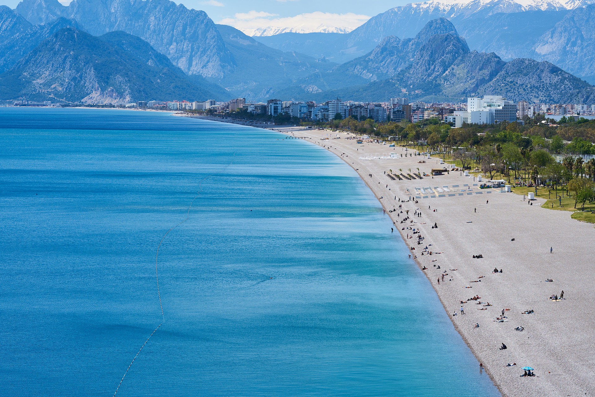 Interes crescut al românilor pentru Antalya deși vacanțele s-au scumpit cu 20%