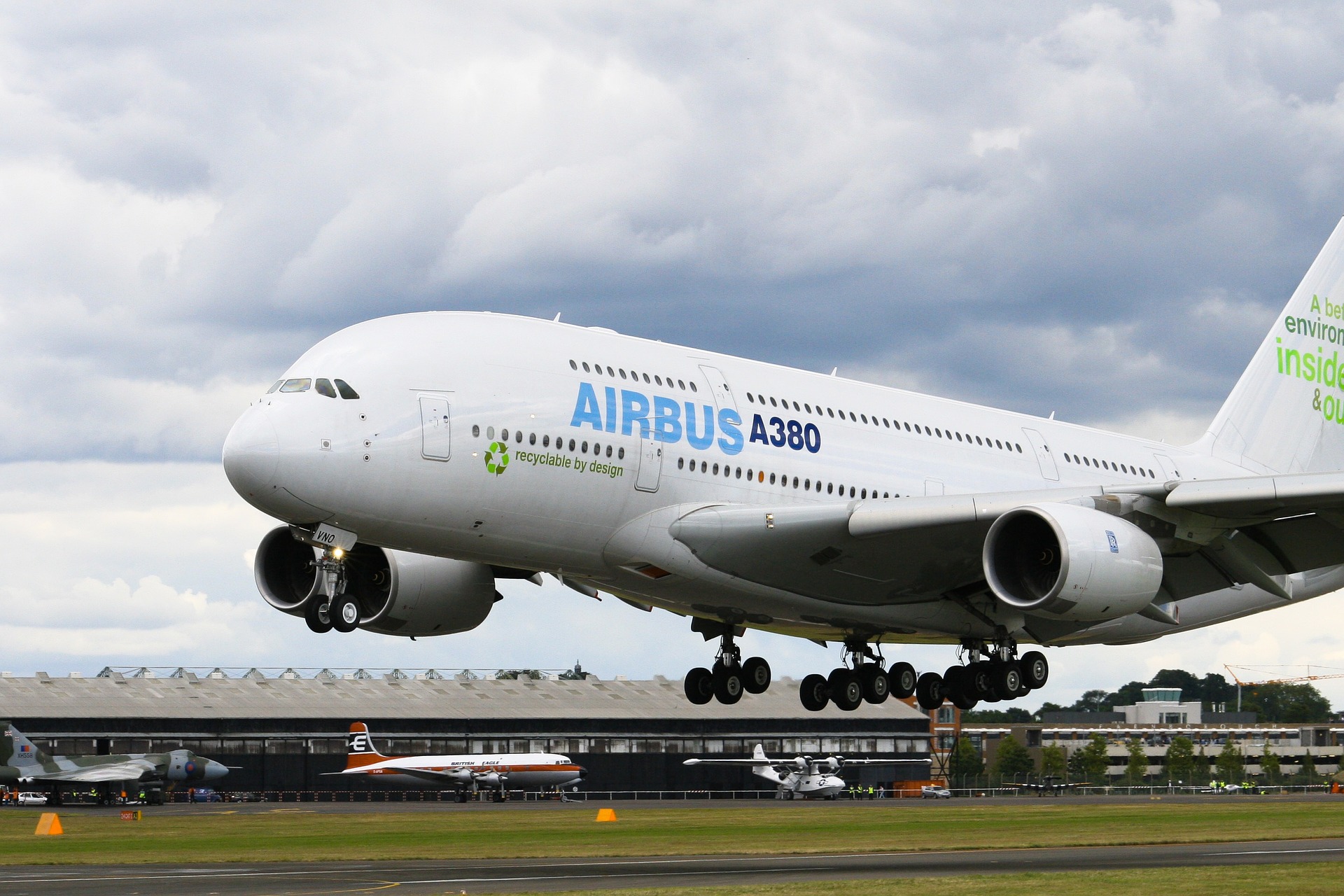 Acțiunile Airbus, în scădere pe Bursă