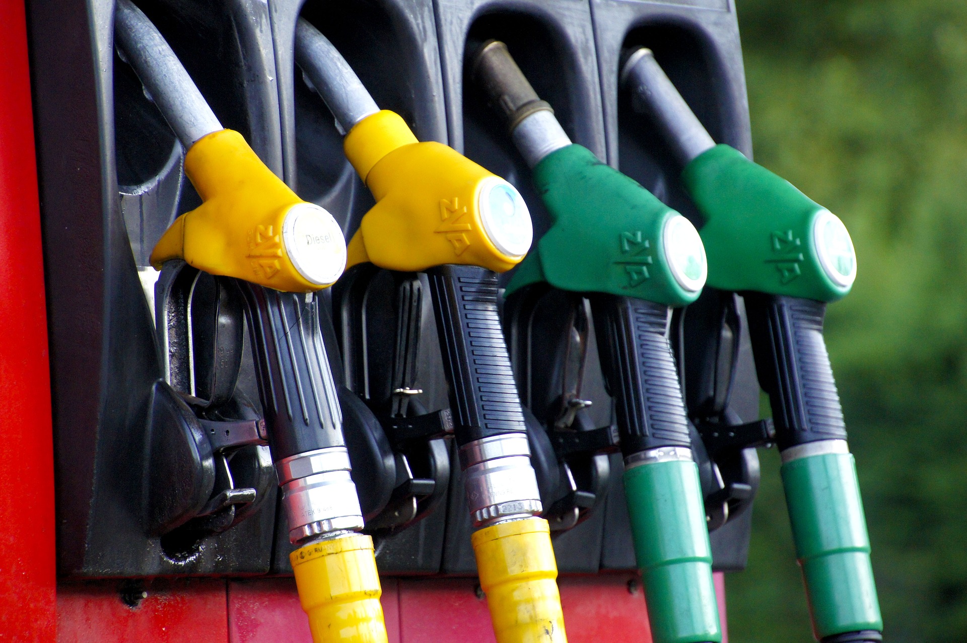ANAF și Consiliul Concurenței  merg în control la benzinării