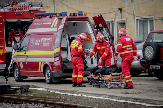 Accident grav, în Vâlcea. Minor mort și alți doi grav răniți pe DN 64