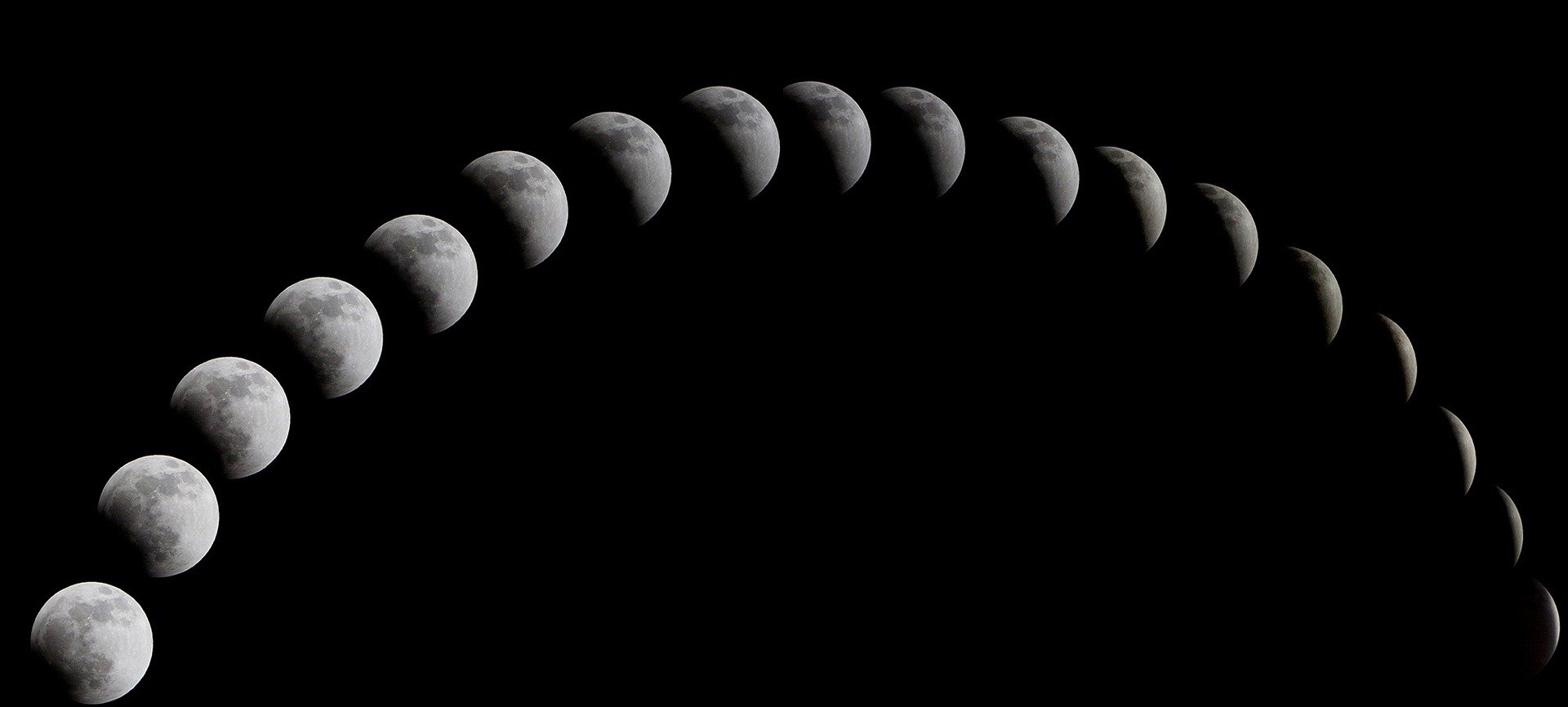 eclipsă totală de lună