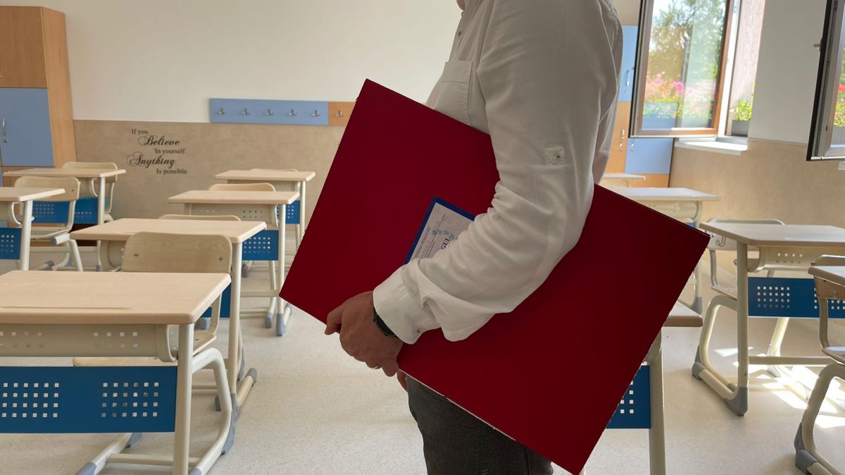 Guvernul pregătește o lungă eșalonare pentru restanțele salariale ale profesorilor  