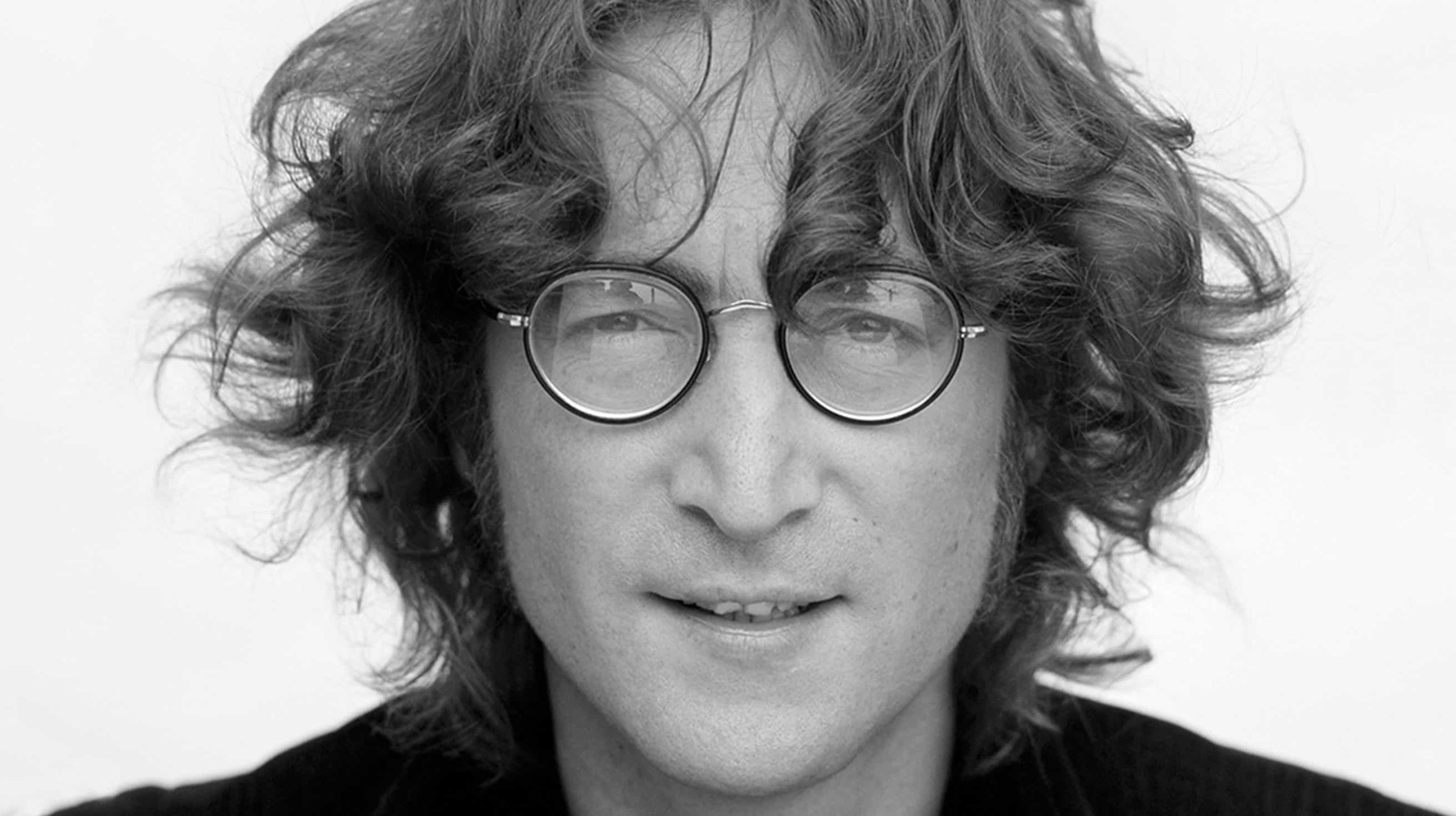 Tragedia din istoria muzicii: Se împlinesc 41 de ani de la asasinarea lui John Lennon