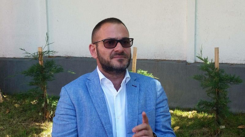 Cameleonul Horia Constantinescu: După ce și-a bătut joc de industria HORECA, acum vrea să dea la pace cu… HORECA și cu primarii de pe Litoral