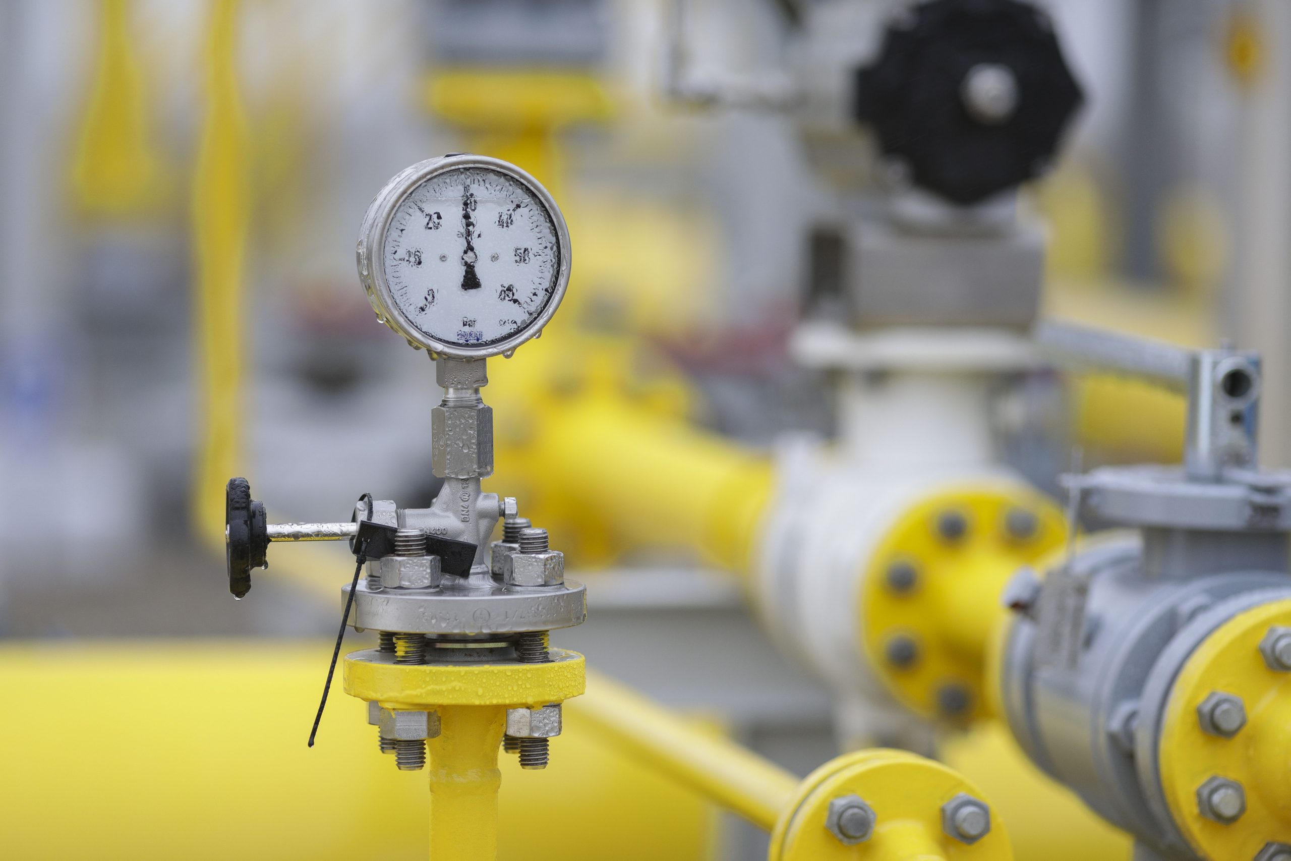 Tranzitul de gaze naturale prin conductele din Ucraina s-a dublat, în ultima lună. Rușii continuă să plătească