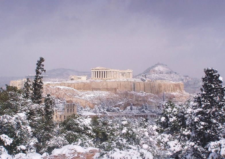 Moțiune de cenzură împotriva guvernului grec, după haosul creat de ninsoarea din Atena