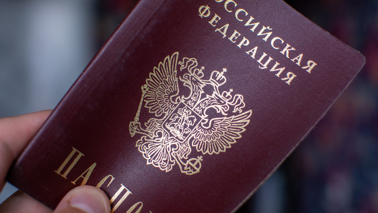 Uniunea Europeană suspendă acordul cu Rusia privind regimul vizelor