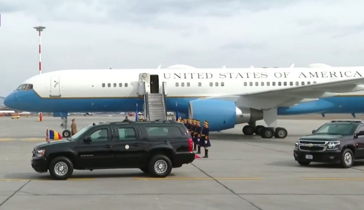 Vicepreşedintele Statelor Unite ale Americii a părăsit România