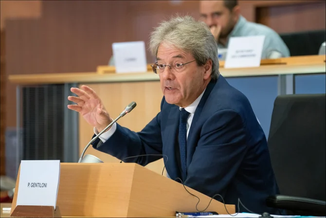 Riscul de recesiune în UE a crescut din cauza exploziei preţului la energie, avertizează comisarul Gentiloni