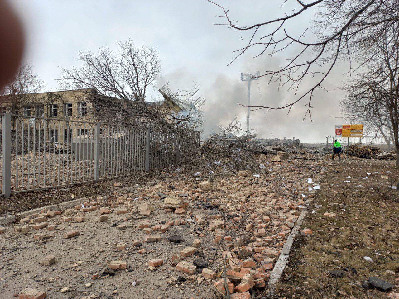 LIVE A 12-a zi de război în Ucraina: Rușii bombardează orașul Harkov și se apropie de Kiev
