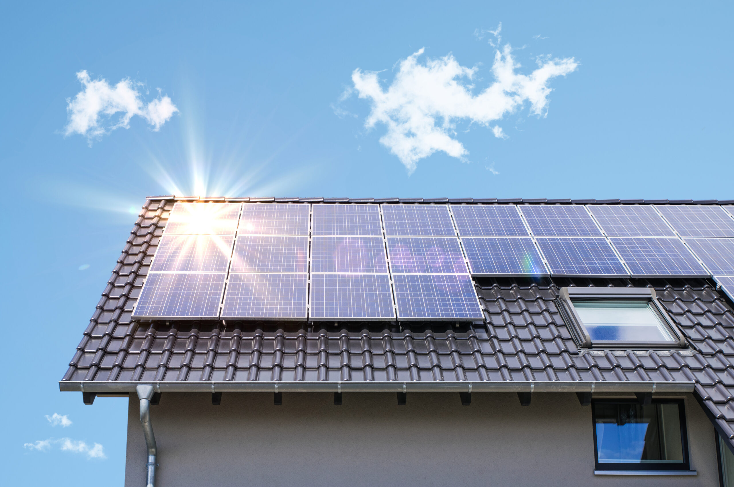 Programul Casa Verde Fotovoltaice – Se deschide sesiunea de validare a instalatorilor